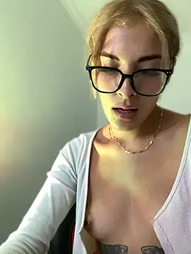 VIOLETA-1122 webcam