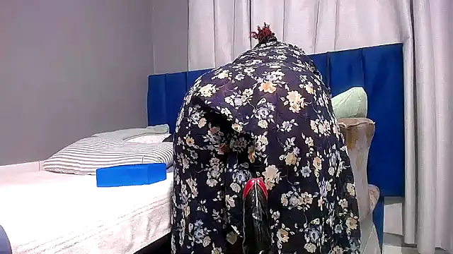 Lelety79 webcam