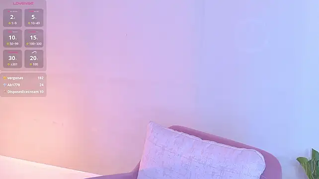 ViolettGreyy webcam
