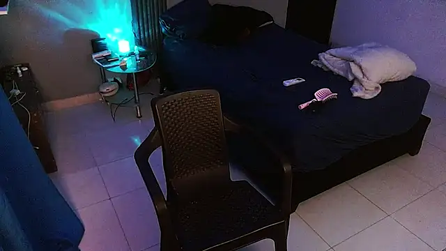 Mr_yisuzz webcam