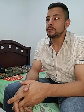Cris_LaCobra_ webcam