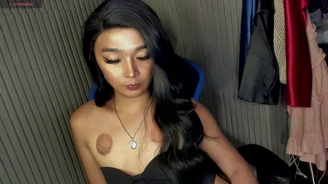 TrinityFucksYou webcam