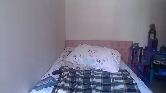 kateleyagrey webcam