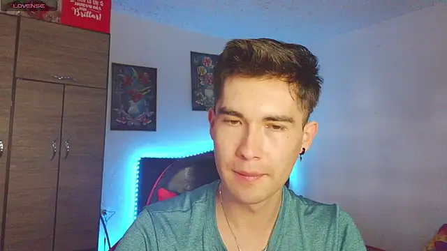 samael1107 live cam on StripChat