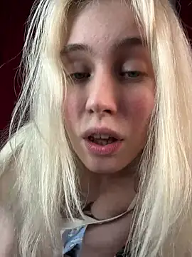 LovelyMiu webcam