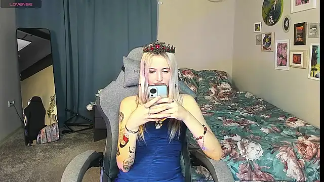 LaslyAngel webcam