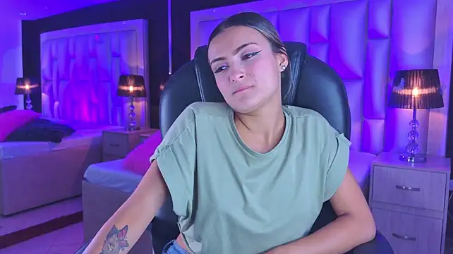 LuisaJonnes_ webcam