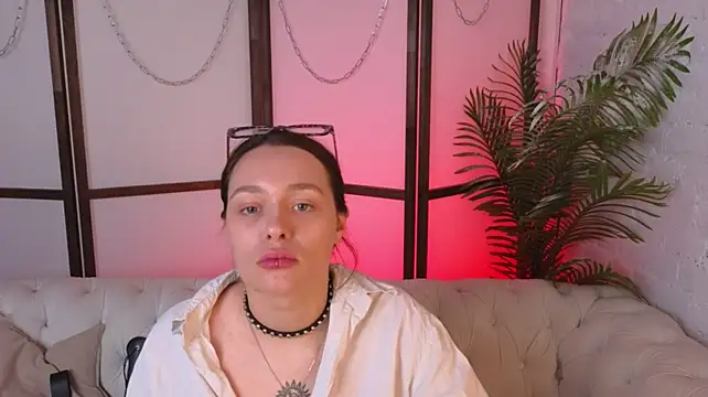 effygoddess (F young) - oil feet massage