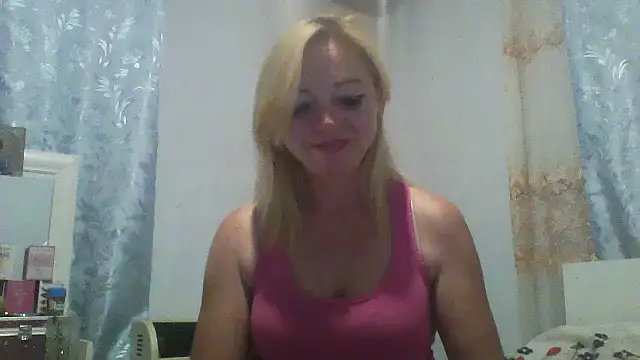 Lola_115 live cam on StripChat