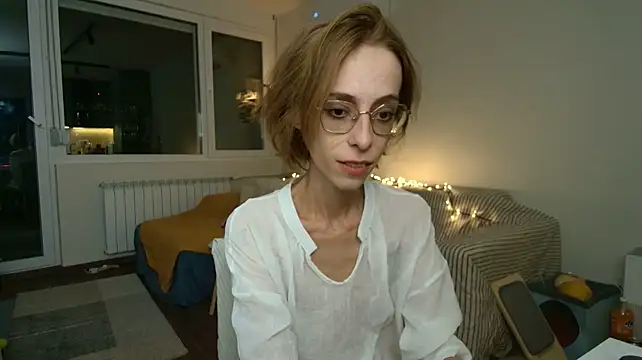 amber_quell_here webcam