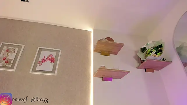 roxannegomez stripchat