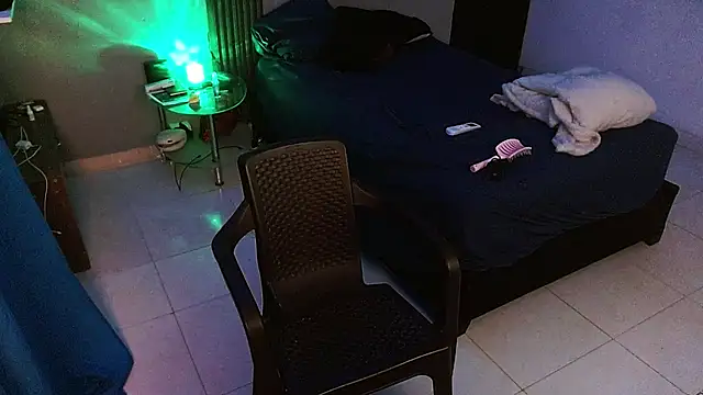 Mr_yisuzz webcam