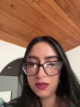 Kloenovoa- live cam on StripChat