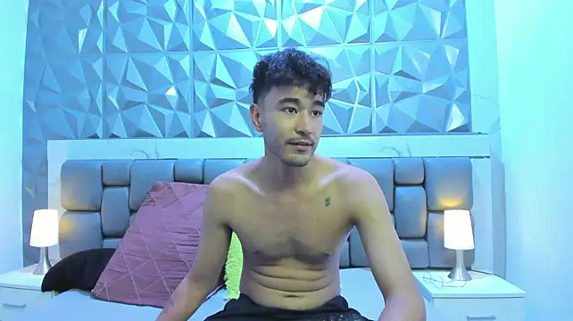 KathyAiden webcam