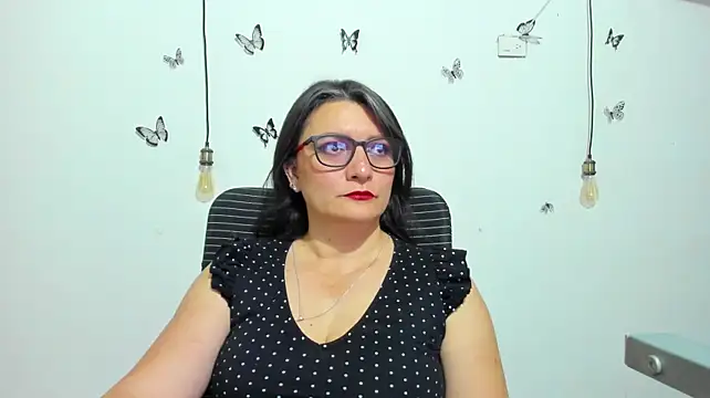 Amie_Adams82_ webcam