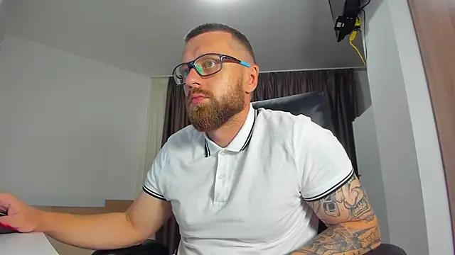 Findom_guy webcam