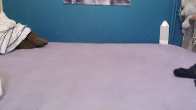 NADINNNE webcam