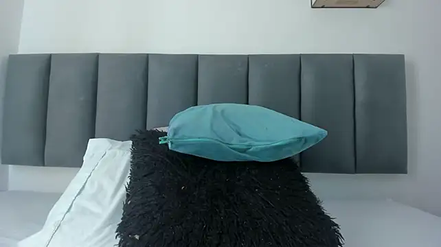 MaraOwen_ webcam