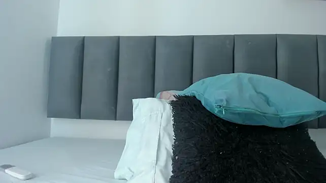 MaraOwen_ webcam