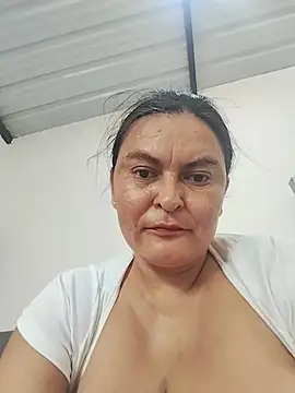 Horny-Mommy-Dirty webcam