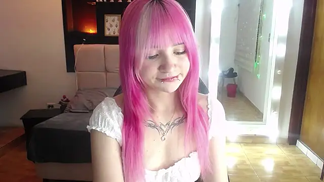 _Charlotte_Collins_ webcam