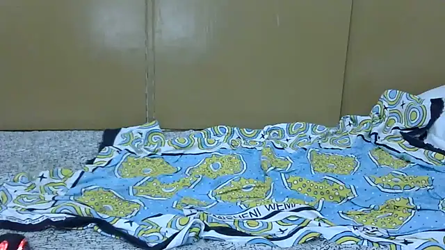 Creamygal2 webcam