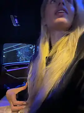 PollyDolly live sex cam
