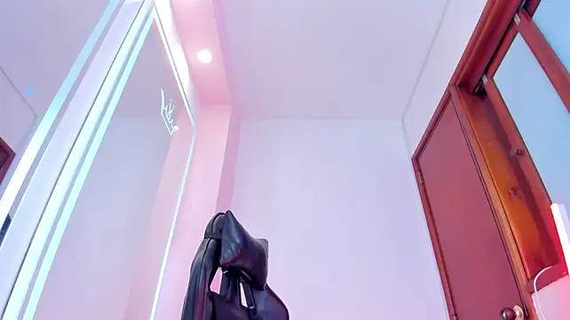 Channel_Connor webcam