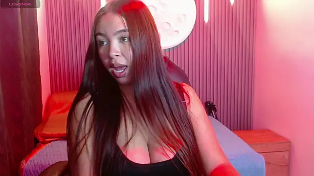 Antonela_F webcam