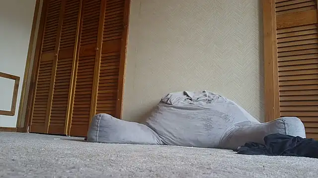 cashmasterzobistone webcam