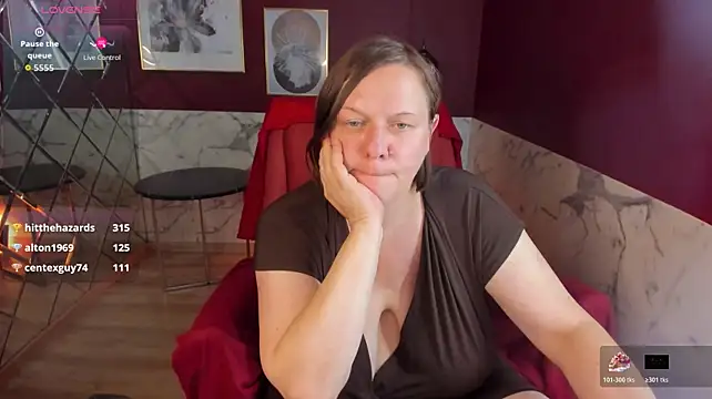 KellyPerfection webcam
