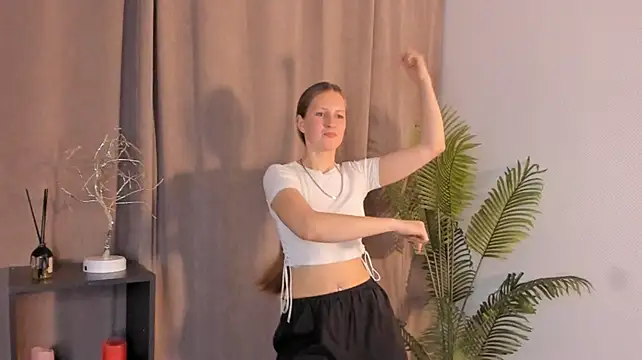RisaTulloch live cam on StripChat