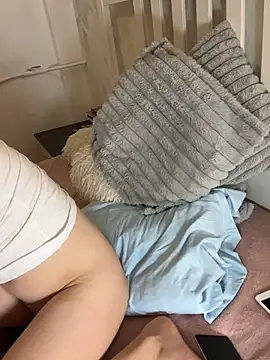 AriaAdda live cam on StripChat