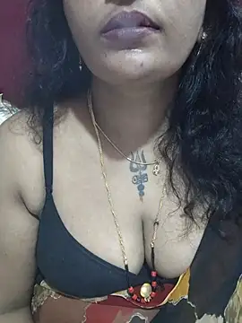 Mass_madhu live cam on StripChat