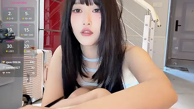Jiinnxx live cam on StripChat