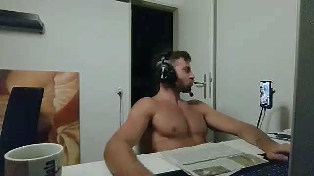 alpha-hunk live cam on StripChat
