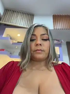 isabella_horney_ (F milf) - get naked in the office more 2 min ctrl