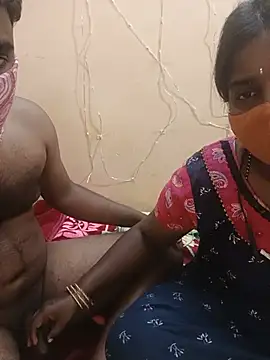 Hotcouple_123 live webcam