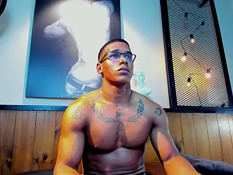 NicolasStonee live cam on StripChat