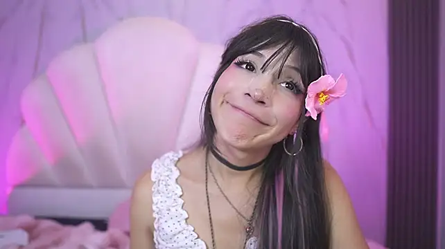 AliiceWonderland_ webcam