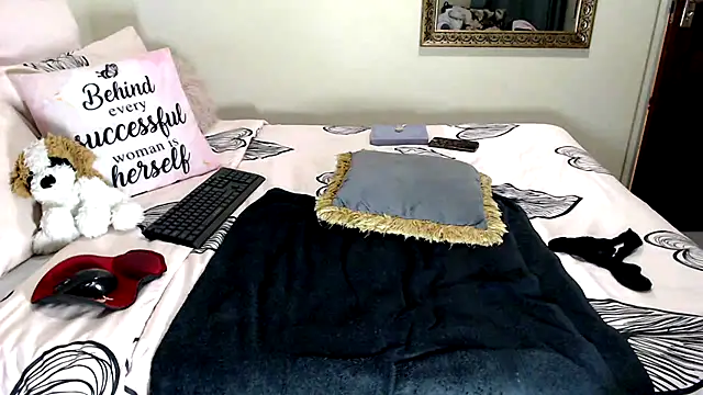FitSelina66 webcam