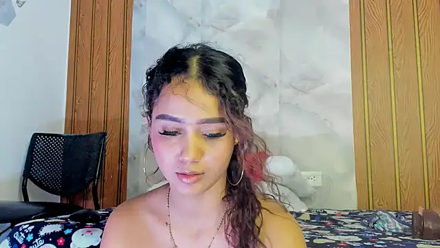 MarianaManzur webcam