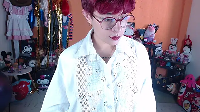 MissMiia2 live cam on StripChat