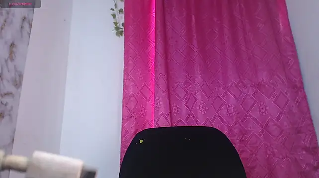 lincy_honeyy webcam