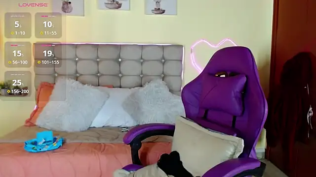 _naomi_s webcam