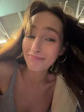 Webcam en directo de la tetona -missbehaving-