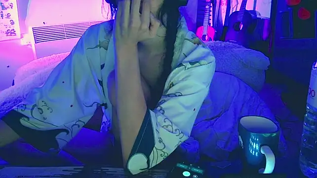 CeriseLapine webcam