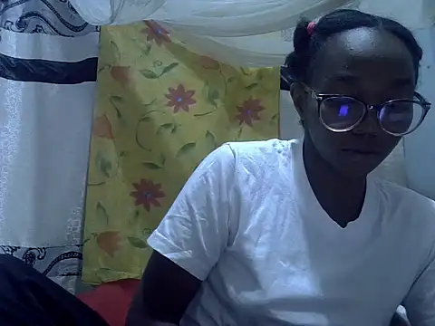 ElianeHot webcam