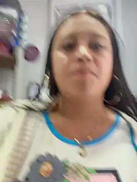 Mia_Risky-1 webcam