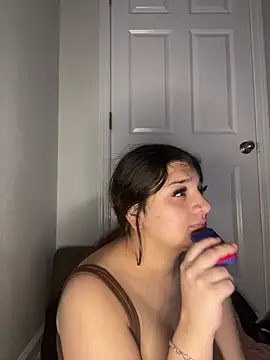 treasurebabii webcam
